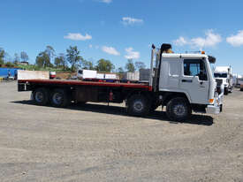 Volvo FL10 Tray Truck - picture0' - Click to enlarge