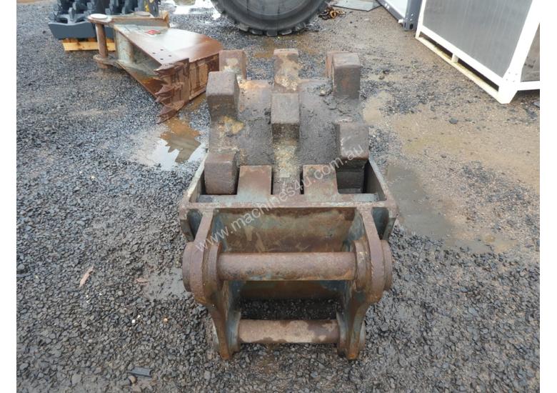 caption Oz Compaction Wheel to suit 30 Ton Excavator