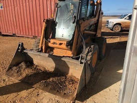 CASE 75XT Skid Steer Loader - picture1' - Click to enlarge