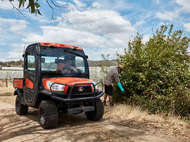 RTV-X1100 Integrated Cab - picture0' - Click to enlarge