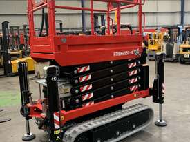 Athena Compact Tracked Scissor Lift - 850 HE - picture0' - Click to enlarge