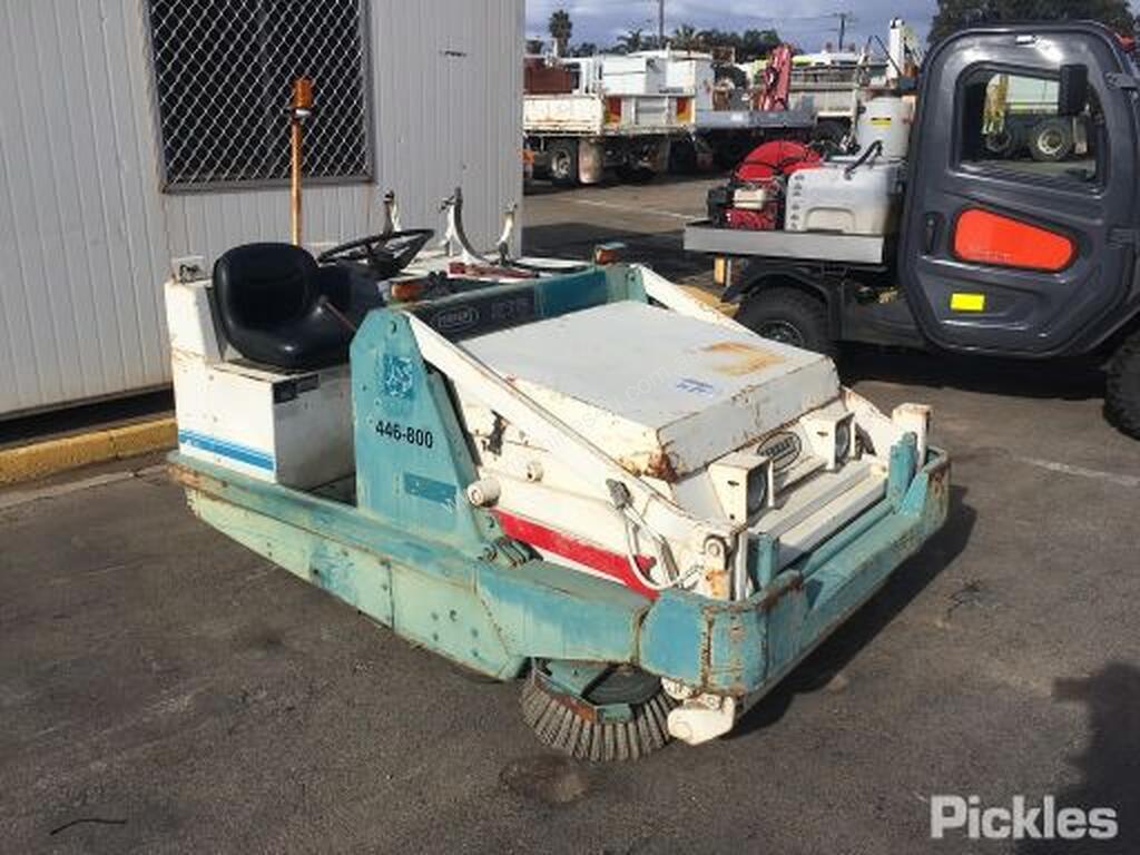 Used tennant 275 Street Sweeper in , - Listed on Machines4u