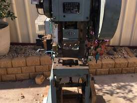 Machine press 3ton G frame - picture0' - Click to enlarge