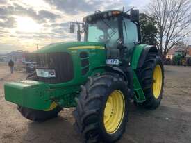 John Deere 7430 Premium Tractor - picture1' - Click to enlarge
