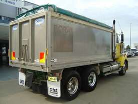 2010 WESTERN 4800FX STAR 2DR-ALLTIPPER - picture2' - Click to enlarge