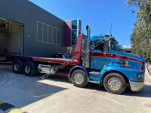 Kenworth T408 Tilt tray Truck