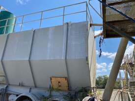 TRAILER MOUNTED CEMENT SILO 45 CUBES APPROX - picture2' - Click to enlarge