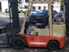 3.5 ton Nissan forklift for sale 5.5m lift height side shift - picture2' - Click to enlarge