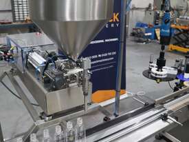 Single-Head Bottle Filling Line - picture1' - Click to enlarge