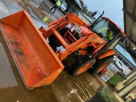 2012 Kubota M8540 Tractor Loaders - picture1' - Click to enlarge