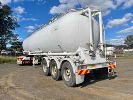 KOCKUM STF3 tanker trailer - picture1' - Click to enlarge
