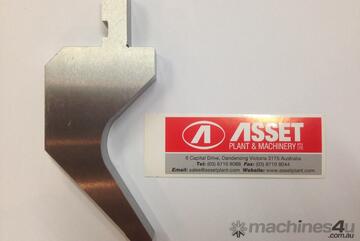 Pressbrake Tool - Deep Gooseneck - 3mm Rad X 835mm Pressbrake Tool - Deep Gooseneck - 3mm Rad X 835mm