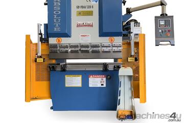 1320mm x 40-Ton Compact Pressbrake Loaded With All The Features You Need!