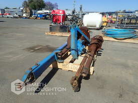 3 POINT LINKAGE POST HOLE DIGGER & 2 X AUGERS - picture0' - Click to enlarge