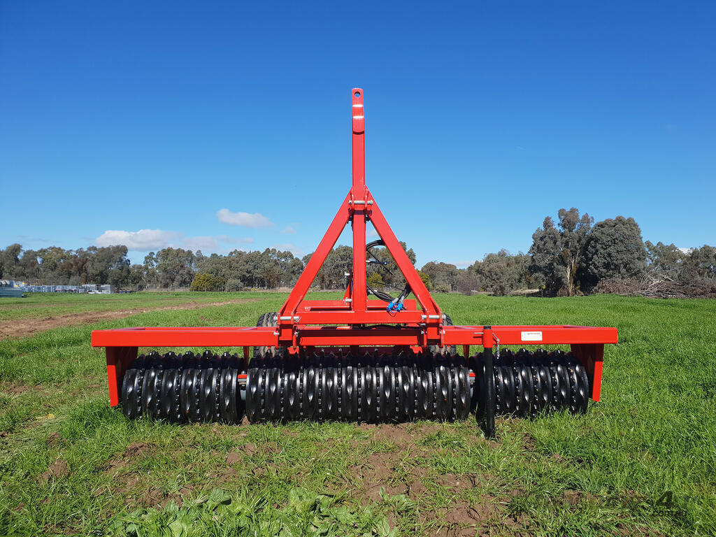 New 2021 Farmtech FARMTECH BIZONT 400 CAMBRIDGE ROLLER 4 0M Paddock