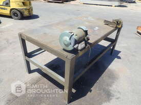 METAL WORK BENCH, VICE & GRINDER (UNSERVICEABLE) - picture0' - Click to enlarge