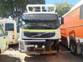 2012 VOLVO FM MK2 8X4 SERVICE TRUCK - picture2' - Click to enlarge