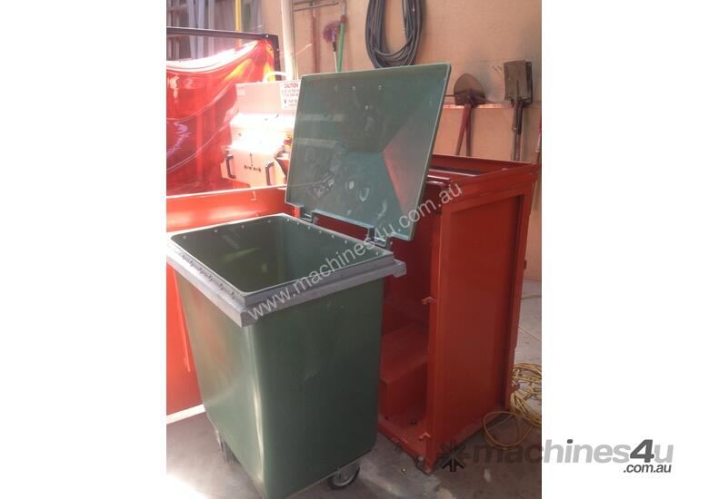 caption Orwak Multi 5070 Combi Baler