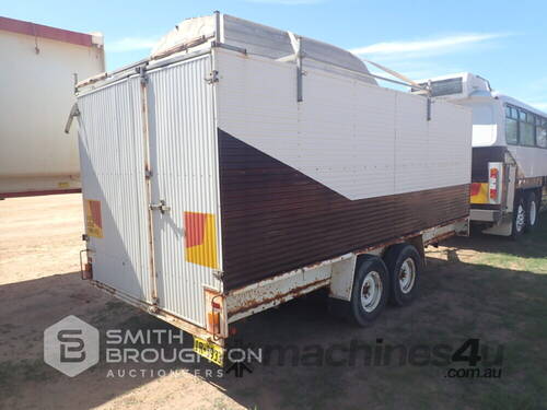 1999 CUSTOM BUILT TANDEM AXLE BOX TRAILER