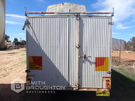 1999 CUSTOM BUILT TANDEM AXLE BOX TRAILER - picture0' - Click to enlarge