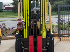  HYSTER 5.0FT Diesel Counter Balance Forklift - picture1' - Click to enlarge