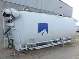 Custom Pneumatic Bulk Tanker - picture1' - Click to enlarge