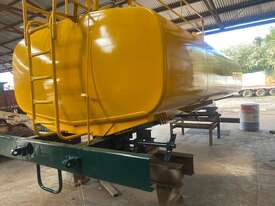 TRUNNION MOUNTED 14,000L ALUMINIUM PETROLEUM/WATER TANK - picture2' - Click to enlarge