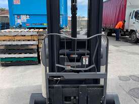 Crown Reach Truck - picture1' - Click to enlarge