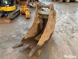 Eie Digging Bucket to Suit Excavator, 600mm. - picture0' - Click to enlarge