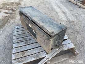 John Deere Steel Tool Box Containing Various John Deere Mower Spare Parts And Tools - picture0' - Click to enlarge