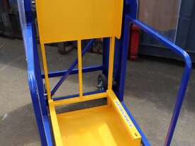 Manual Wheelie Bin Lifter Tipper - Liftmaster Ecolift 50 - picture0' - Click to enlarge