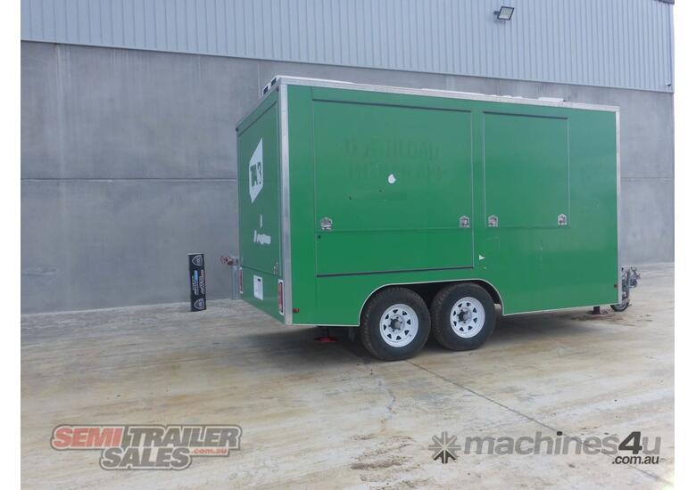 Buy Used 2017 Queensland Custom Trailers ENCLOSED TRAILER Enclosed