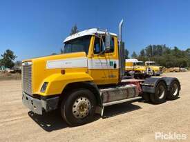 1995 Freightliner FL112 - picture0' - Click to enlarge