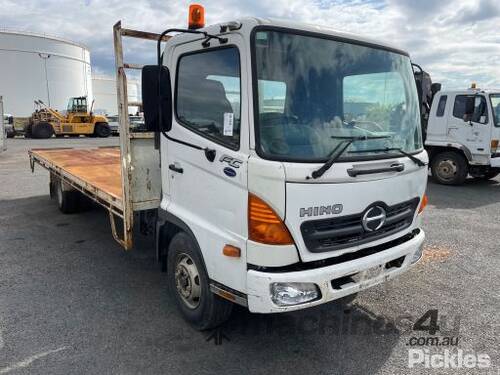 2006 Hino FC4J