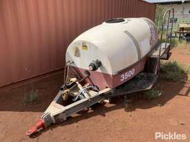 Croplands Cropliner 3500 Tow Behind Spray Tank - picture0' - Click to enlarge