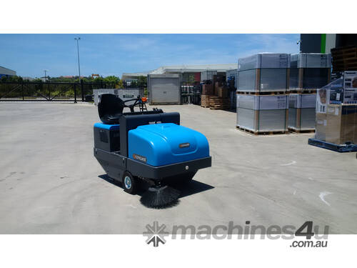 caption Large HD115 Ride on Sweeper LPG- Low hours! Fully Resprayed - Hire