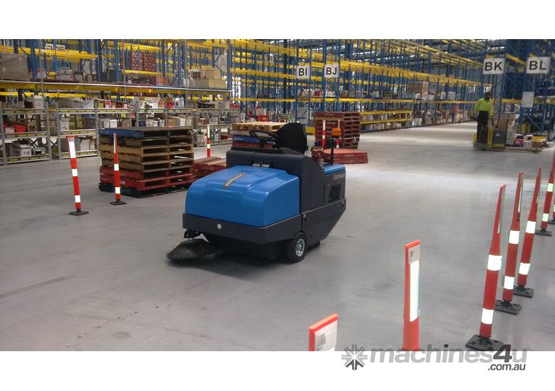 caption Large HD115 Ride on Sweeper LPG- Low hours! Fully Resprayed - Hire