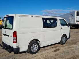 Toyota Hiace - picture0' - Click to enlarge