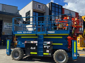 Genie GS4390 Diesel Scissor Lift - picture0' - Click to enlarge