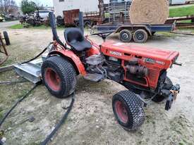 Kubota B7100 Tractor and Slasher - picture1' - Click to enlarge