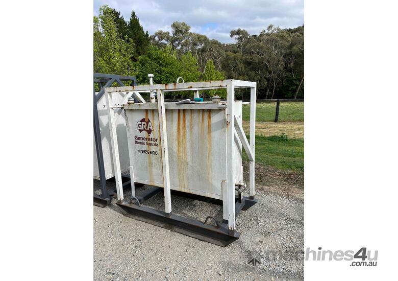 Used Fuel tanks Fuel tanks various shapes and sizes Diesel Tanks in
