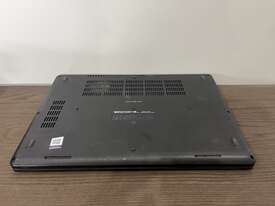 Dell Latitude 5490 Laptop - picture2' - Click to enlarge