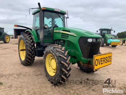 John Deere 7720 Hydrostatic Agricultural Tractor