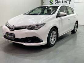 2015 Toyota Corolla Ascent - picture1' - Click to enlarge