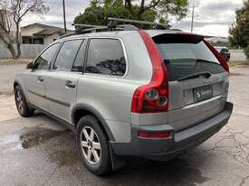 2004 Volvo XC90 2.5T - picture0' - Click to enlarge