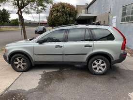 2004 Volvo XC90 2.5T - picture2' - Click to enlarge