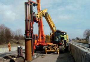 GANZ - Fambo HR 2000 Hydraulic Impact Hammer