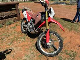 HONDA CRF 250L - picture0' - Click to enlarge