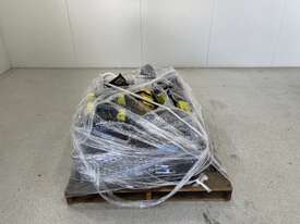 Pallet of miscellaneous items - picture2' - Click to enlarge