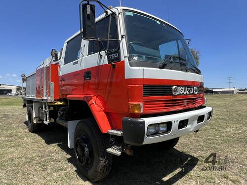 GRAND MOTOR GROUP - Isuzu FTS700 4x4 Dualcab/Crewcab 4x4 Firetruck.   Ex NSW Rural Fire Service.